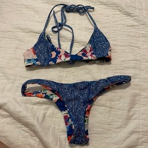 Jolyn bikini